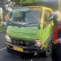 Truk Tabrak 7 Motor Lawan Arah di Lenteng Agung, Ini Kronologinya