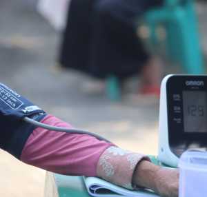 Cara Mudah Menurunkan Tekanan Darah Tinggi Tanpa Obat