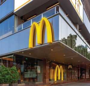 Ada Aksi Bela Palestina, McDonalds dan Starbucks Sarinah Tutup