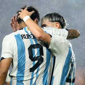 Piala Dunia U-17: Brasil vs Argentina 0-3, Hattrick Echeverri