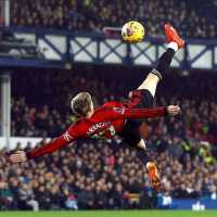 Hasil dan Klasemen Liga Inggris: Man United Merangkak Naik, Spurs Kalah Lagi