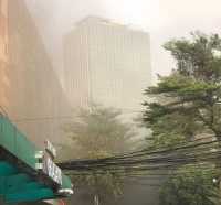 Rooftop Blok M Square Terbakar, 8 Mobil Damkar Dikerahkan