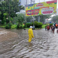 Hujan Guyur Jakarta, Jalanan Gandaria, Pondok Indah, Hingga Kemang Banjir