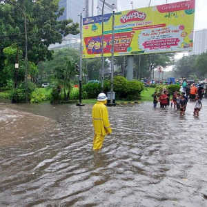 Hujan Guyur Jakarta, Jalanan Gandaria, Pondok Indah, Hingga Kemang Banjir