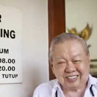 Wasiat Dokter Lo, Dokter Dermawan Asal Solo Sebelum Meninggal Dunia