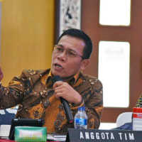 Masinton PDIP Sindir Fenomena Netizen Tangisi Prabowo: Kita Tahu itu Berbayar