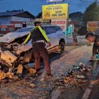 Kecelakaan Maut: Bocah 16 Tahun Bawa Fortuner Tabrak Elf, 2 Orang Tewas