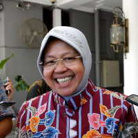 Presiden Jokowi Tak Ajak Mensos Risma Saat Bagi Bansos, Apa Alasannya?