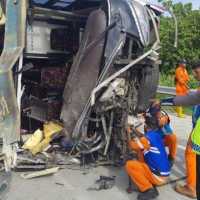 Bus Angkut Kader Partai Hanura Kecelakaan Maut di Tol Ngawi, 3 Orang Tewas