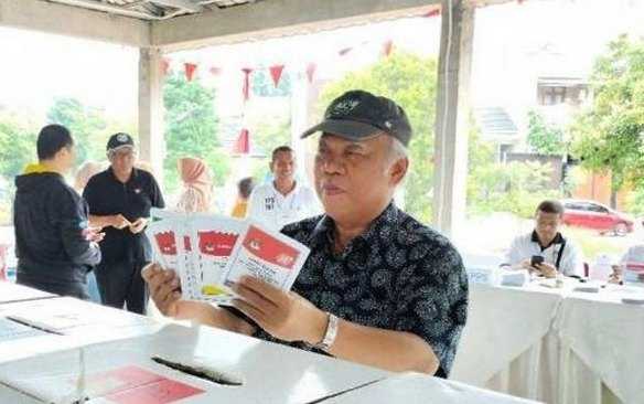     Menteri PUPR Basuki Hadi Muljono mencoblos saat Pemilu 2024 (Ist)