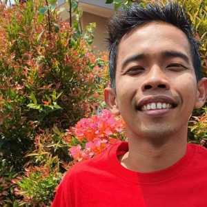 Gagal Terpilih di Pemilu Meski Sudah Jual 2 Mobil, Dede Sunandar Kini Jualan Es Teh