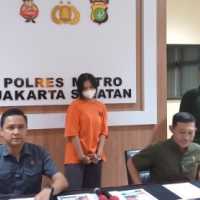 Denisa, Mahasiswi Penipu Tiket Konser Coldplay Rp1,2 M Ditangkap