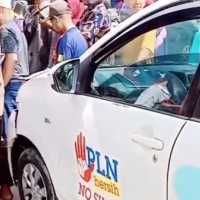 Viral Bocah 5 Tahun Nyetir Mobil PLN Hingga Tabrak Motor, Begini Kejadian Utuhnya