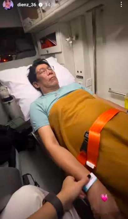     Komedian Parto Patrio dilarikan ke rumah sakit dengan ambulans (@dienz_36 / Instagram)
