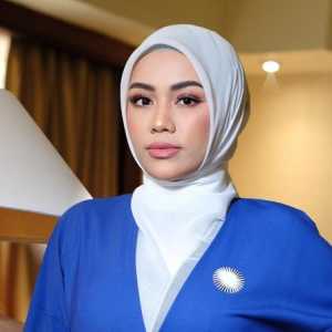 Viral Wakil Ketua DPRD Jakarta dari PAN Zita Anjani Pamer Starbucks di Mekkah