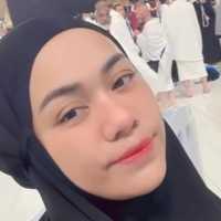 Dihujat Usai Pamer Foto Starbucks di Makkah, Ini Respons Zita Anjani