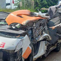 Kecelakaan Maut Ambulans Vs Truk di Tol Batang-Semarang, 1 Orang Tewas