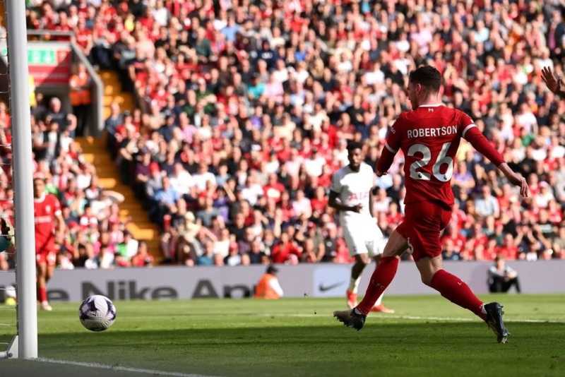    Liverpool vs Tottenham Hotspur 4-2: Andy Robertson mencetak satu gol untuk The Reds (premierleague.com)