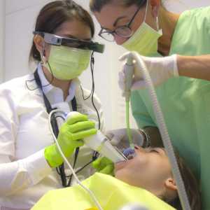 Wanita di Ngawi Meninggal Dunia Usai Operasi Cabut Gigi Bungsu, Ini Kronologinya