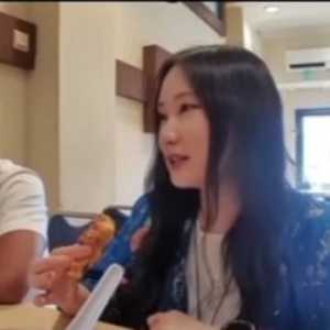 Viral Pria Kepala Botak Ajak Jiah Youtuber Korea ke Hotel, Ternyata Pejabat Kemenhub