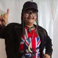 Penyanyi Senior Jhonny Iskandar Meninggal Dunia