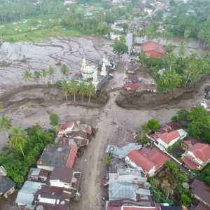 Banjir Lahar Dingin Gunung Marapi Sumatra Barat, Korban Meninggal 37 Orang