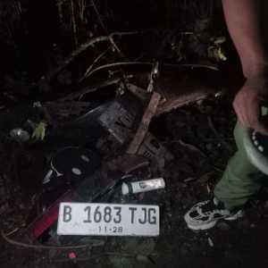 Identitas 9 Korban Toyota Fortuner Terjun di Jurang Gunung Bromo