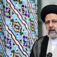 Helikopter yang Dinaiki Presiden Iran Ebrahim Raisi Jatuh, Hingga Kini Masih Hilang