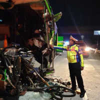 Bus Rombongan Study Tour SMP PGRI 1 Malang Kecelakaan di Tol Jombang, 2 Tewas