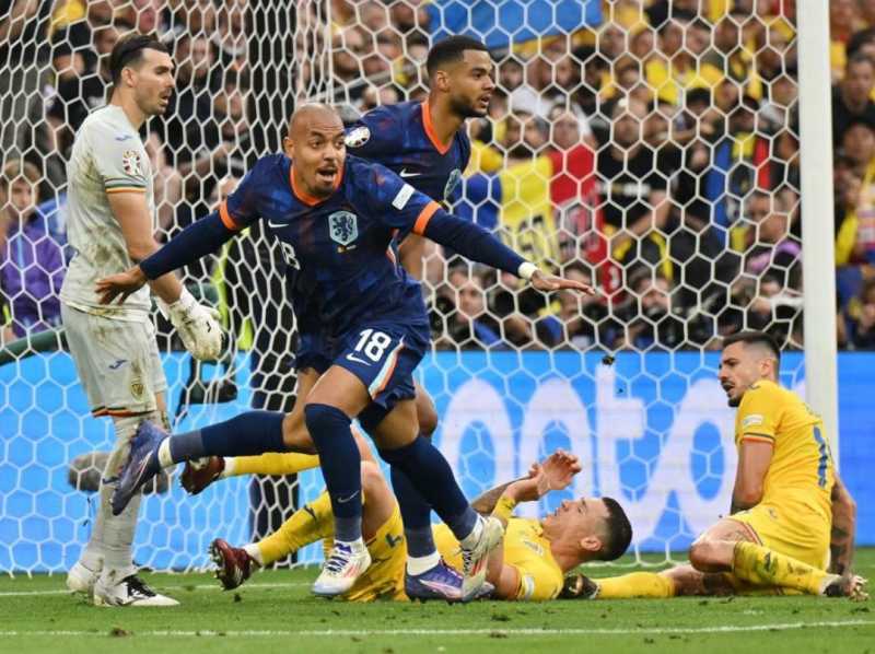     Rumania vs Belanda 0-3: Donyell Malen mencetak dua gol untuk De Oranje (uefa.com)