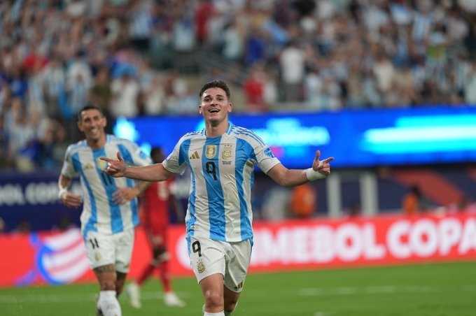     Argentina vs Kanada: Julian Alvarez mencetak gol perdana bagi Tim Tango (@argentina / x.com)