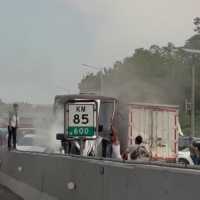 Kecelakaan Beruntun di Tol Cipularang, Bus Primajasa Tabrak 8 Mobil