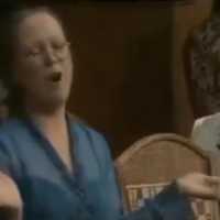 Tante Lien, Artis Belanda Lahir di Surabaya, Pelantun Geef Mij Maar Nasi Goreng Wafat