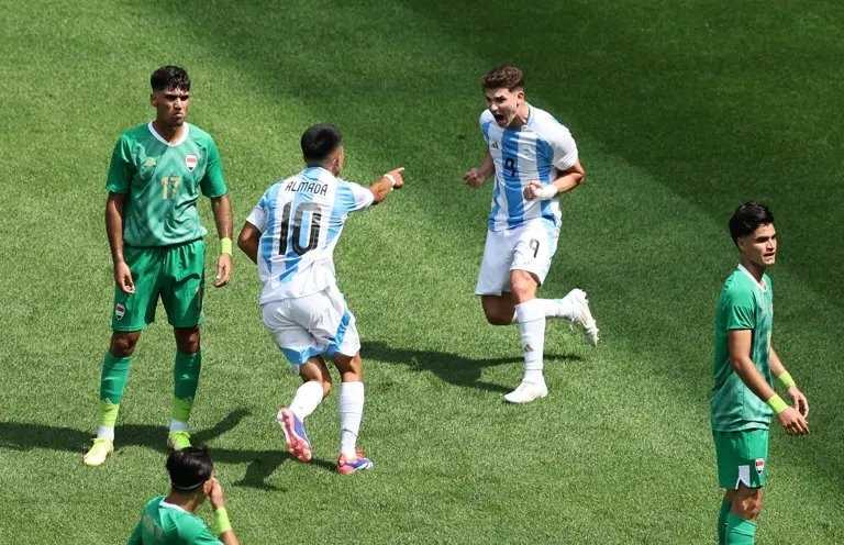     Argentina vs Irak 3-1: Tim Tango membuka peluang lolos ke perempat final Olimpiade Paris 2024 (FIFA.com)