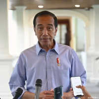 Jokowi dan Istana Respons Ono Surono PDIP Soal Mulyono Jegal Anies di Pilgub