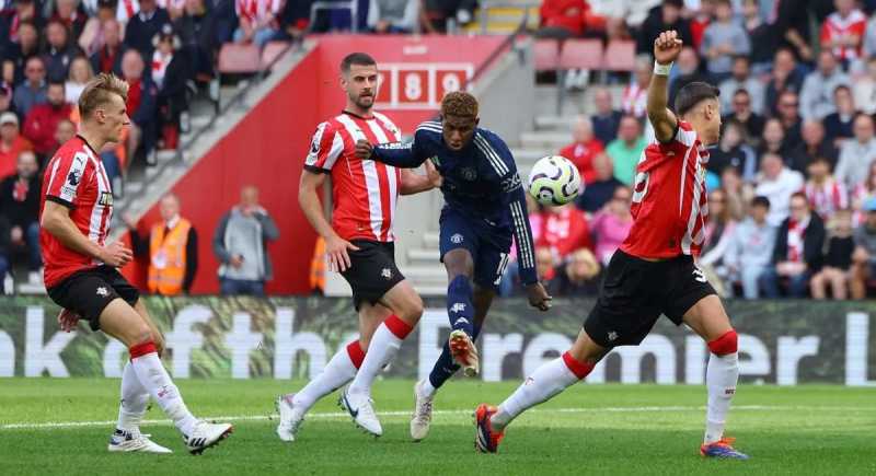     Southampton vs Manchester United 0-3: Marcus Rashford menggandakan keunggulan Setan Merah (premierleague.com)