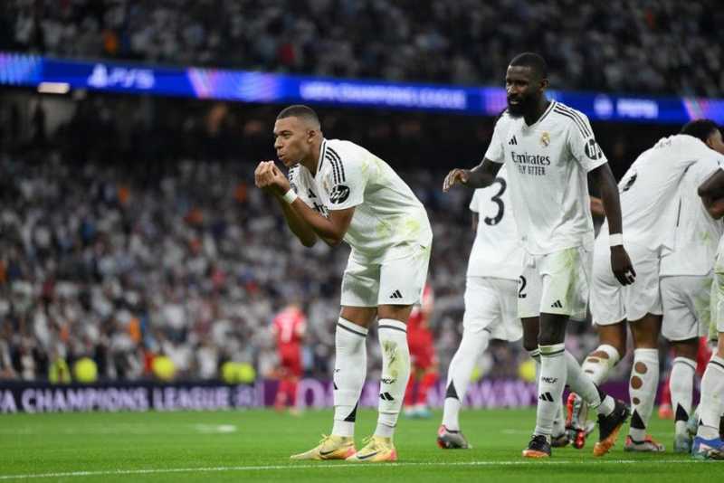     Real Madrid vs VfB Stuttgart 3-1: Kylian Mbappe mencetak gol pertama untuk Los Blancos (uefa.com)