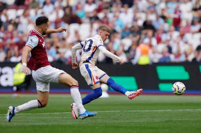     West Ham United vs Chelsea 0-3: Cole Palmer mencetak gol ketiga The Blues (premierleague.com)