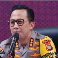 Bukan Ijazah Asli, Jokowi Serahkan Fotokopi Ijazah ke Polda Metro Jaya