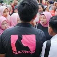 Pakai Rompi Putra Mulyono, Cara Tengil Kaesang Serang Balik Pembully Bapaknya