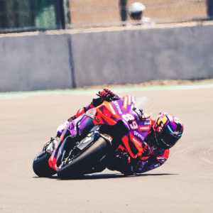 Jorge Martin Juara MotoGP Mandalika 2024, Marquez Gagal Finis Usai Motor Terbakar