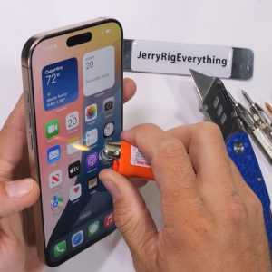 Video: iPhone 16 ProMax Disiksa Dibakar Hingga Dibengkokkan, Begini Hasilnya