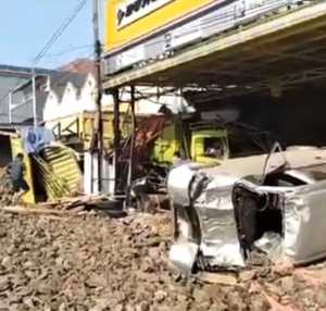 Kecelakaan Maut di Subang: 8 Kendaraan Tabrakan Beruntun, 2 Tewas