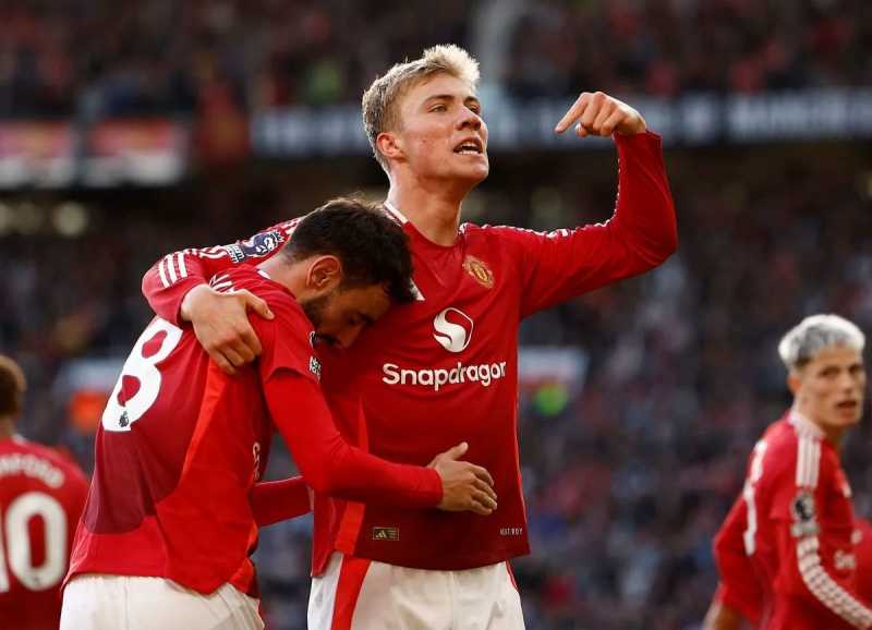     Manchester United vs Brentford: Rasmus Hojlund mencetak gol kemenangan Setan Merah (premierleague.com)