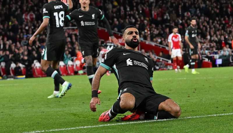     Arsenal vs Liverpool: Mo Salah mencetak gol di menit ke-81 dan menyamakan skor menjadi 2-2 (premierleague.com)