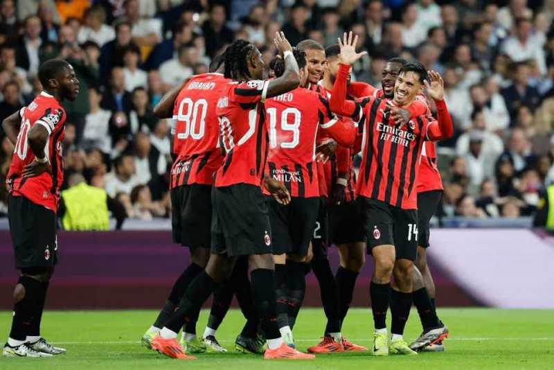     Real Madrid vs AC Milan: Rossonerri mempermalukan Los Blancos usai meraih kemenangan telak 3-1 di Santiago Bernabeu  (uefa.com)