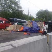 Beredar Foto Wajah Sopir Truk Penyebab 17 Kendaraan Kecelakaan di Tol Cipularang