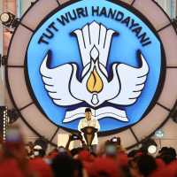 Prabowo Umumkan Gaji Guru Naik 1 Kali Gaji dan Non-ASN Jadi Rp2 juta Mulai 2025