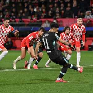 Hasil Liga Champions: Liverpool Masih Sempurna, Munchen Pesta Gol, Madrid Ciamik