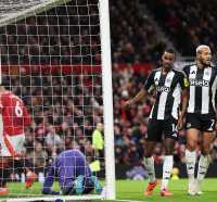 Hasil Liga Inggris: MU Cetak Rekor Terburuk dalam 94 Tahun, Chelsea Antiklimaks